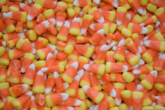 sambeawesome-candy-corn-1726481 (1)